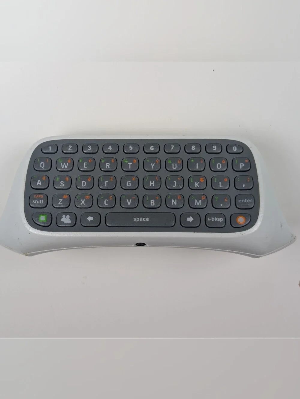 Xbox 360 White Wireless Controller Chatpad Media Remote Bundle OEM